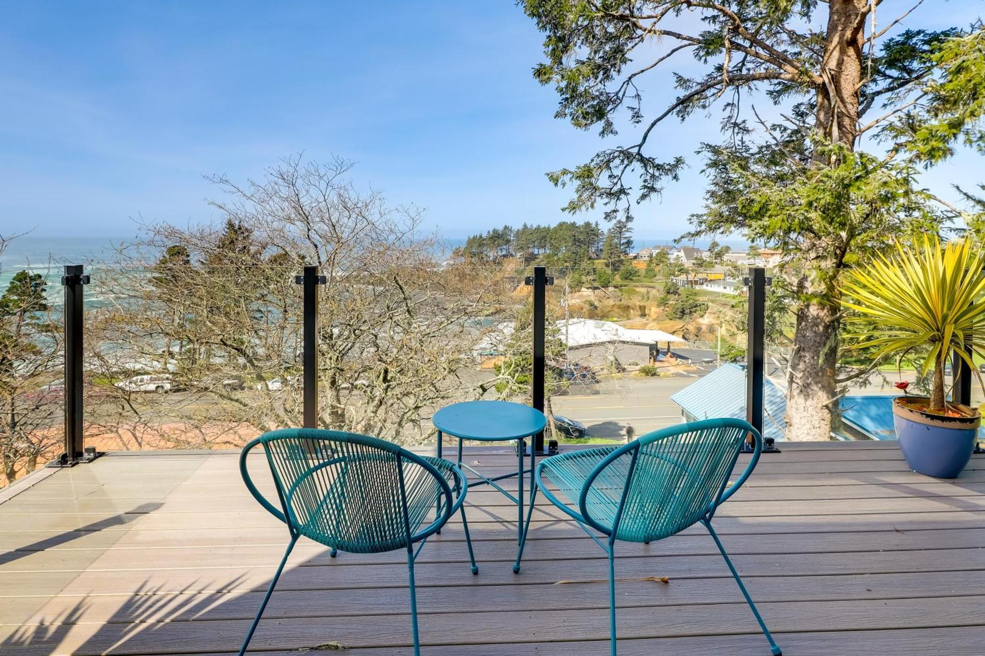 Scenic Depoe Bay Townhome With Deck Less Than 1 Mi To Parks! Exteriér fotografie
